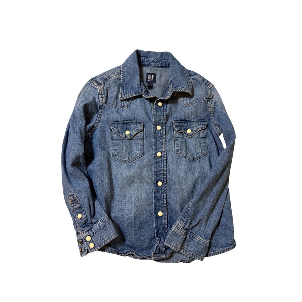 Gap Kid Size Small Medium Blue Pearl Snap Button Up Chambray Denim Cotton